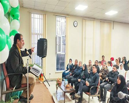 ویژه برنامه جشن بزرگ میلاد حضرت علی (ع) با حضور دکتر قربان ولیئی، شهردار ابهر، اعضای شورای شهرستان ابهر، فرمانده بسیج شنا و دیگر مسولان.